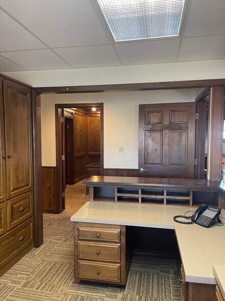 More Photos Of 1898 N Hunters Rdg, Fayetteville Medical For Lease