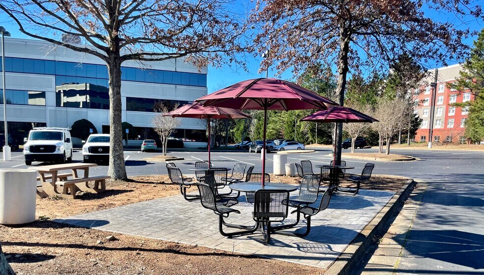 More Photos Of 3505 Koger Blvd, Duluth Unknown For Lease