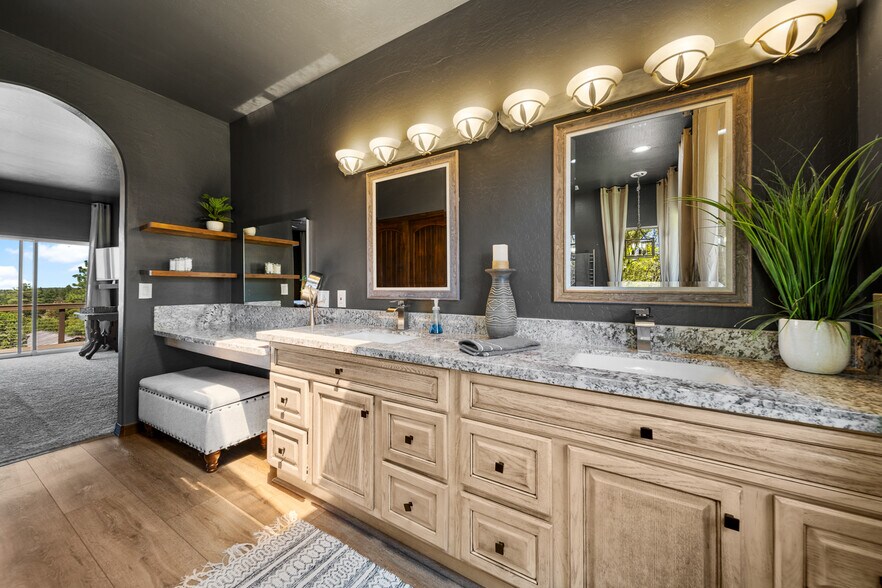 More Photos Of 7056 Bustin Dutch Trl, Show Low Multifamily For Sale