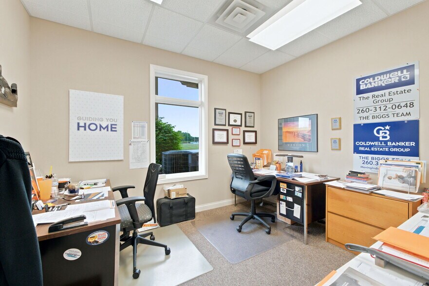 More Photos Of 9109 Stellhorn Crossing Blvd, Fort Wayne Office For Lease
