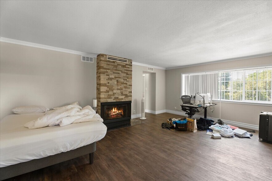 More Photos Of 103 Tennyson Ave, Palo Alto Apartments For Sale