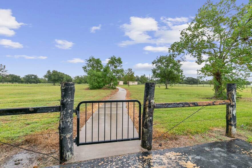 More Photos Of 722 Settegast Ranch Rd, Richmond Land For Sale