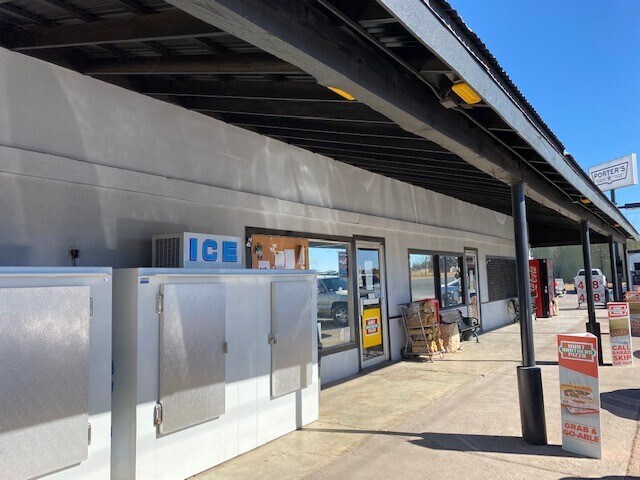 More Photos Of 1600 State, Fort Davis Convenience Store For Sale
