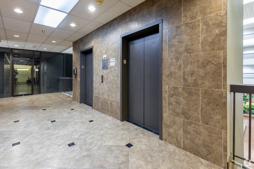 More Photos Of 1500 S Dairy Ashford Rd, Houston Medical For Lease