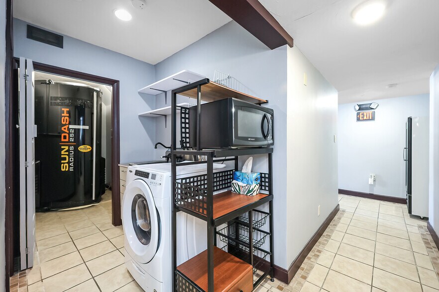More Photos Of 338 Church St, Whitinsville Medical For Sale