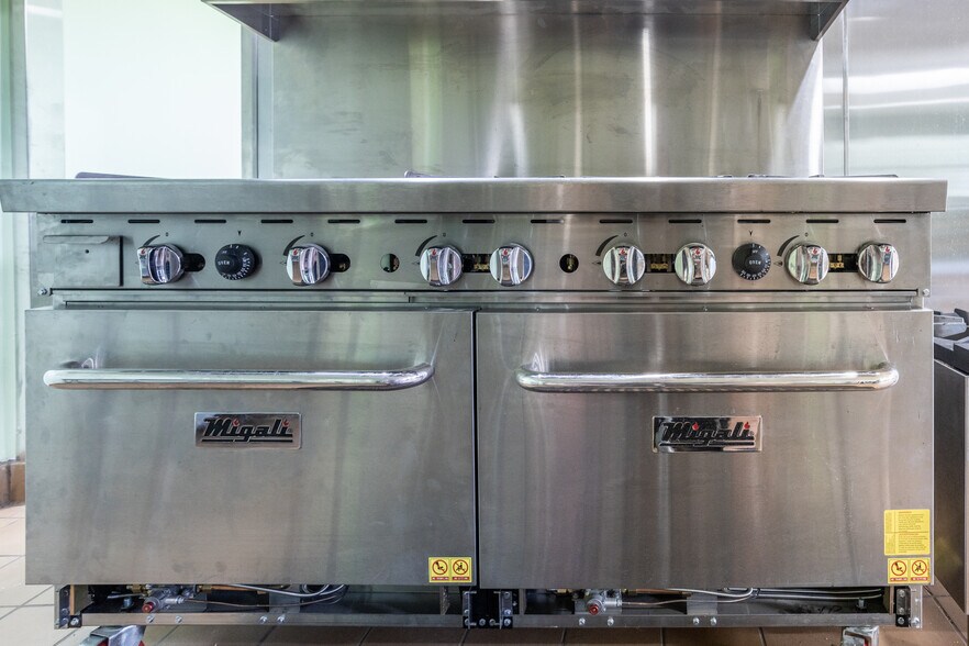 More Photos Of 10204 Se State Road 100, Starke Flex For Sale