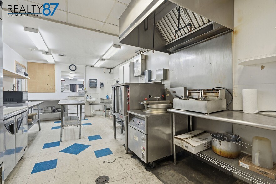 More Photos Of 5913 Troy Mills rd, Coggon General Retail For Sale