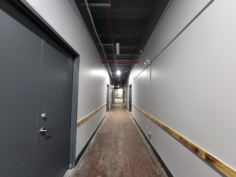 More Photos Of 845-873 S 55th St, Philadelphia Warehouse For Lease