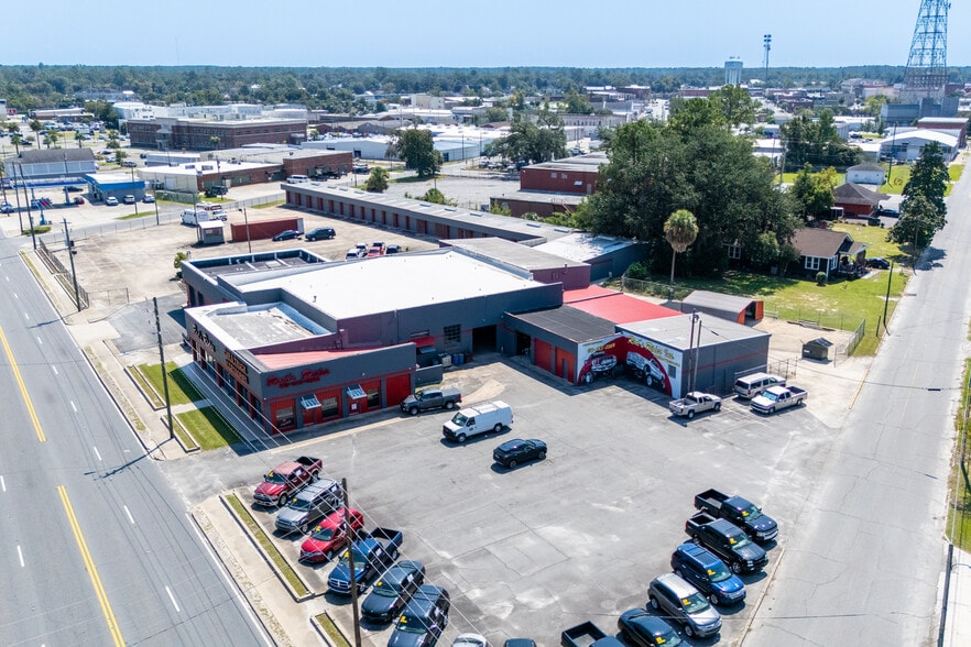 More Photos Of 447 Ossie Davis Pky, Waycross Auto Dealership For Sale