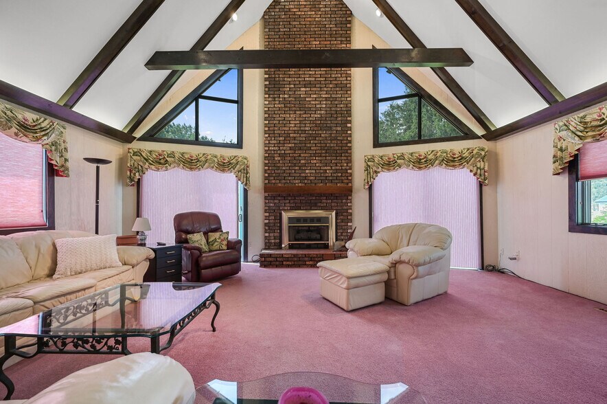 More Photos Of 9155 Campbell Ln, Bridgeville Office For Sale