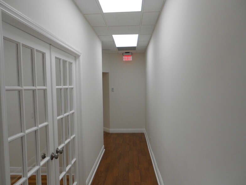 More Photos Of 725 N Hwy A1A, Jupiter Medical For Sale