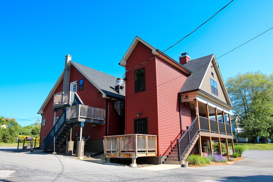 More Photos Of 368 E Main St, Middletown Restaurant For Sale