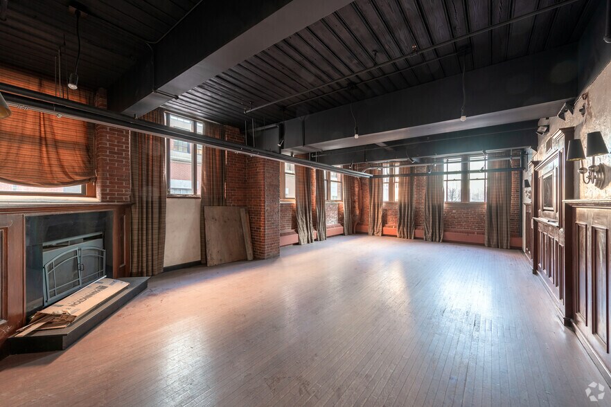 More Photos Of 1 Davol Sq, Providence Office For Lease