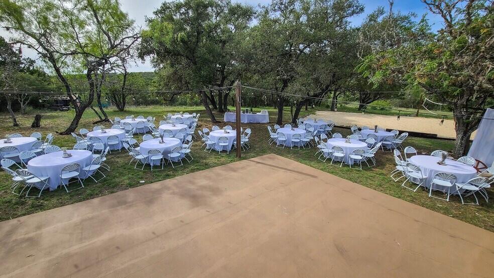 More Photos Of 14405 Old Bandera, Helotes Freestanding For Lease