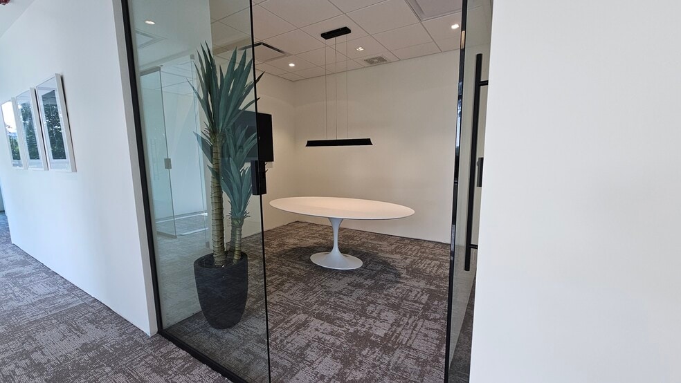 More Photos Of 170 Evans Av, Toronto Coworking Space
