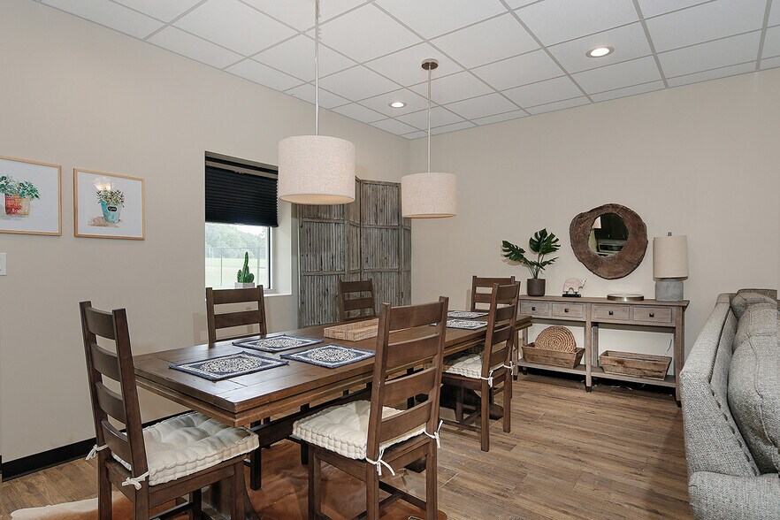 More Photos Of 40693 Center Hill Road, Hempstead Specialty For Sale