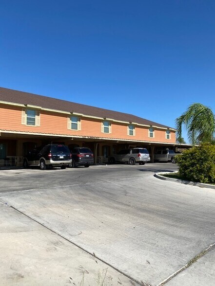 More Photos Of 1300 Hummingbird Ct, Pharr Apartments For Sale