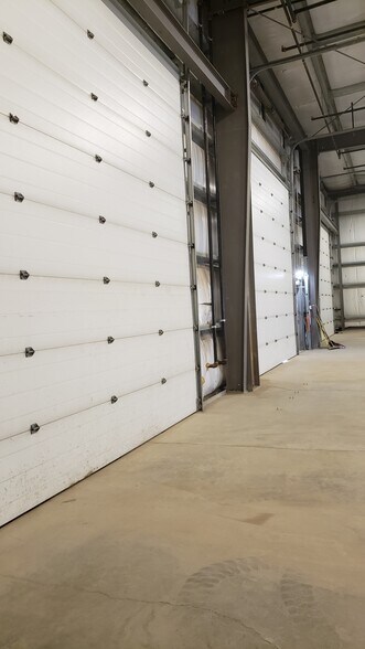 More Photos Of 8800 Venture Ave SE, Calgary Warehouse For Sale
