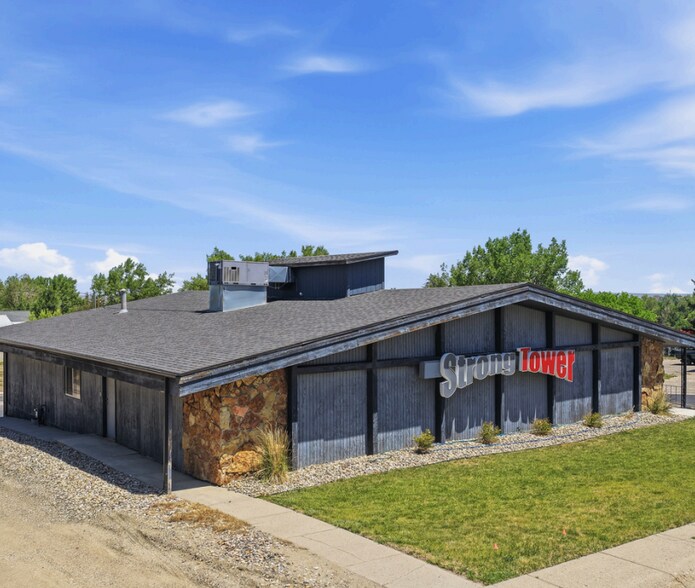 More Photos Of 730 E 21st St, Casper Flex For Sale