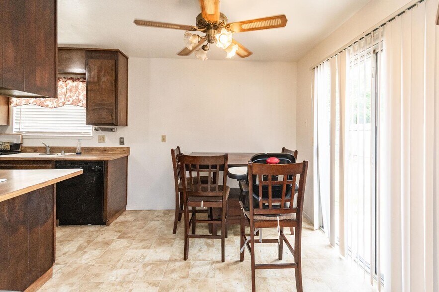 More Photos Of 1160 Forestwood Dr, Yuba City Apartments For Sale