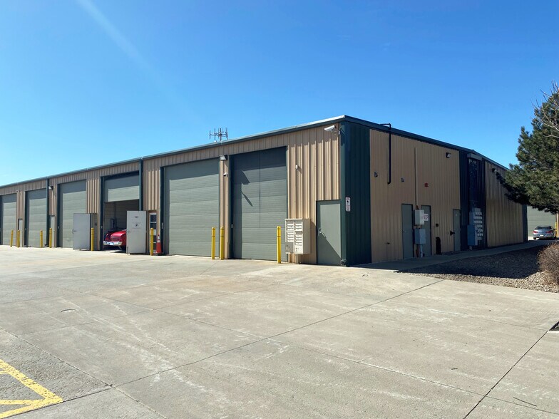 More Photos Of 10500 E 56th Ave, Denver Warehouse For Lease