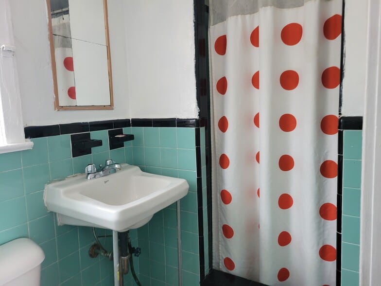 More Photos Of 7080 Black Horse Pike, Pleasantville Hotel For Sale