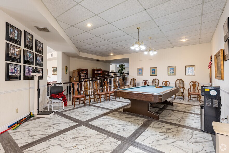 More Photos Of 1189 W River Dr, Margate Assisted Living For Sale