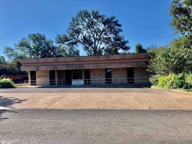 Primary Photo Of 1000 N High St, Longview Flex For Lease