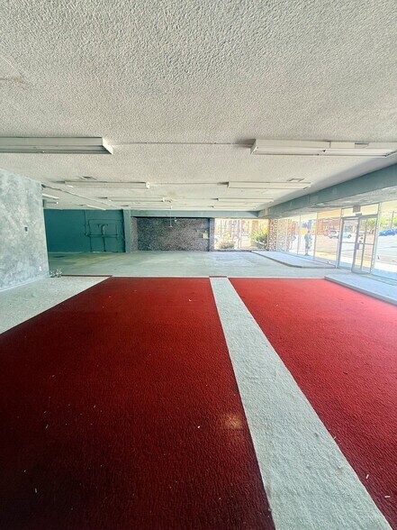 More Photos Of 68482 E Palm Canyon Dr, Cathedral City Storefront For Sale