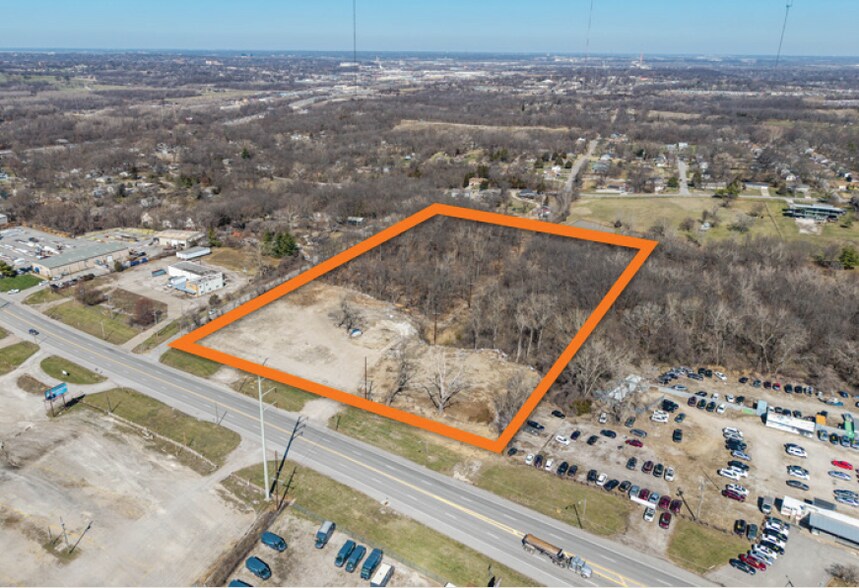 Primary Photo Of 8700 E US Highway 40, Kansas City Land For Sale