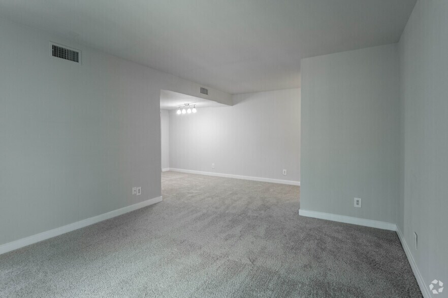 More Photos Of 6701 Carnation St, Richmond Apartments For Sale