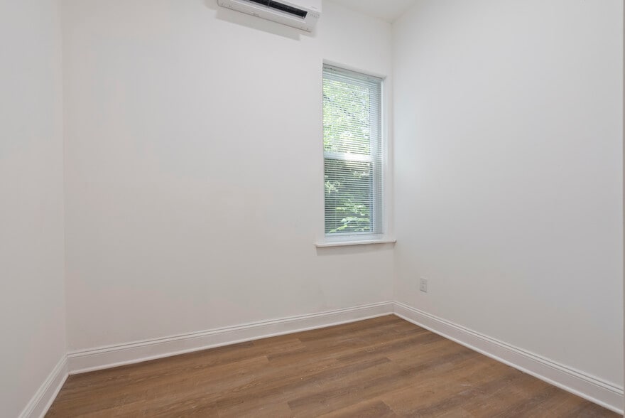 More Photos Of 1618 S Broad St, Philadelphia Apartments For Sale