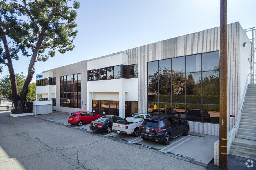 Primary Photo Of 7141 Valjean Ave, Van Nuys Office For Lease