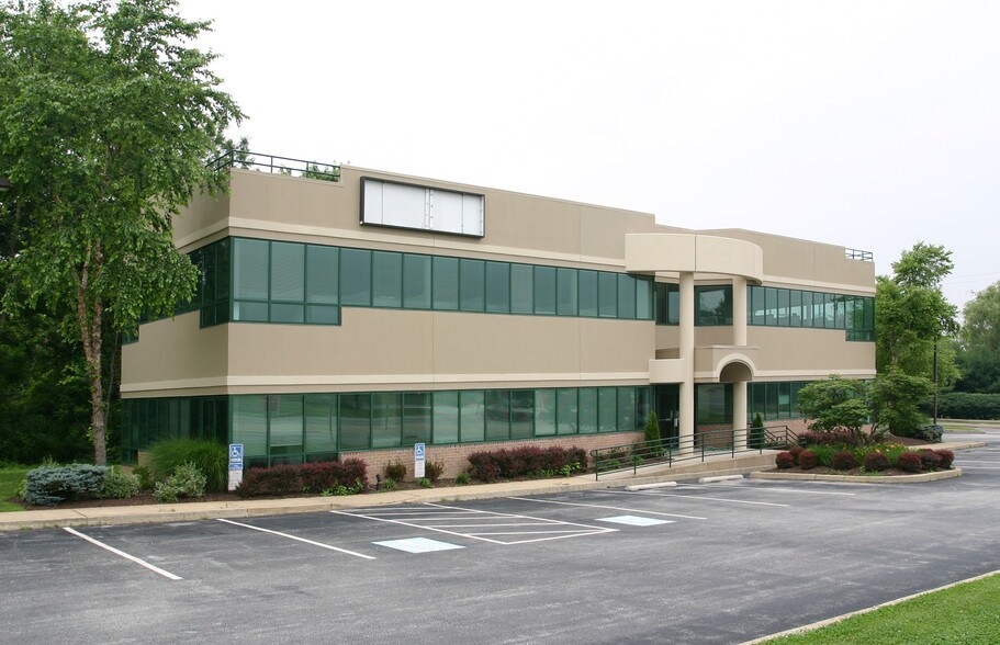 More Photos Of 22 Morehall Rd, Malvern Medical For Lease