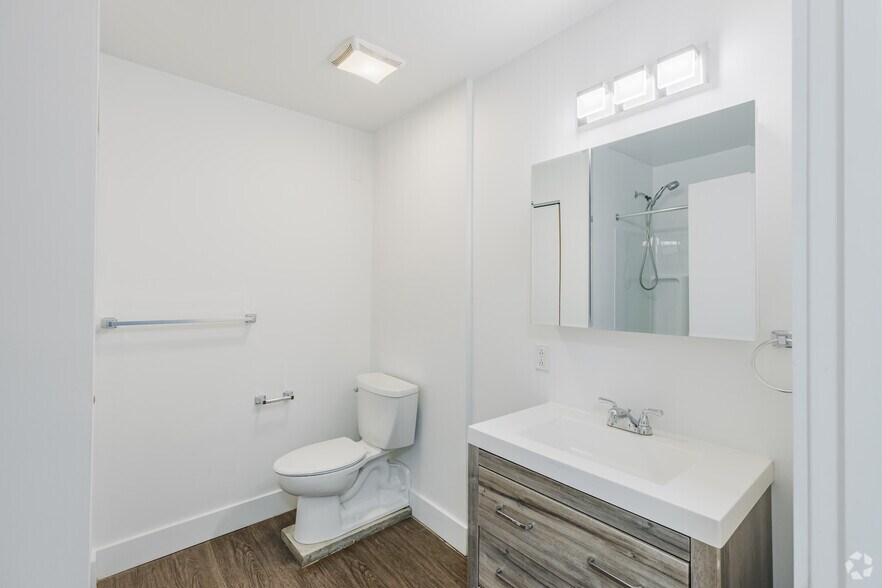 More Photos Of 432-440 1st Ave, Pittsburgh Apartments For Lease