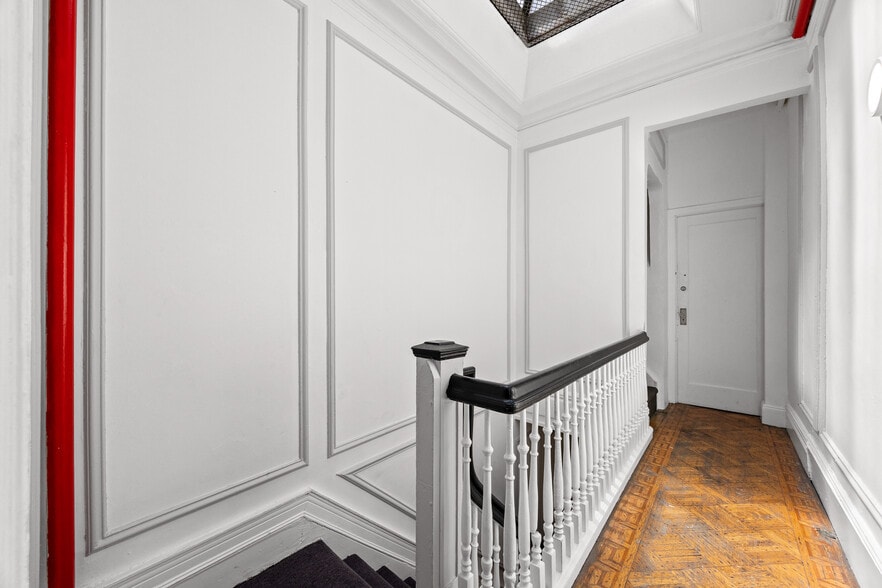 More Photos Of 311 W 78th St, New York Apartments For Sale