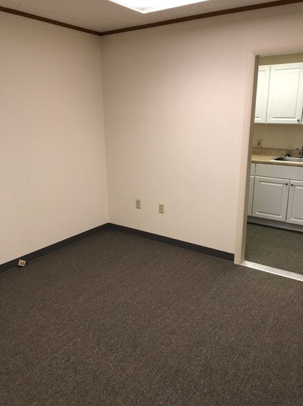 20 W Lancaster Ave Shillington PA 19607 Office For Lease Cityfeet
