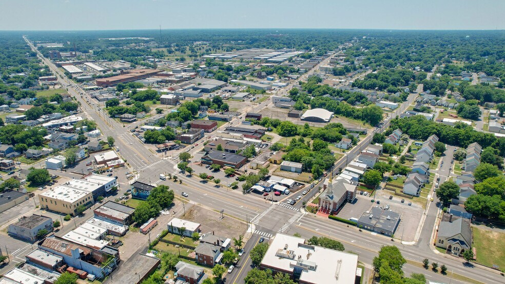 More Photos Of 7 Cowardin Ave, Richmond Freestanding For Sale