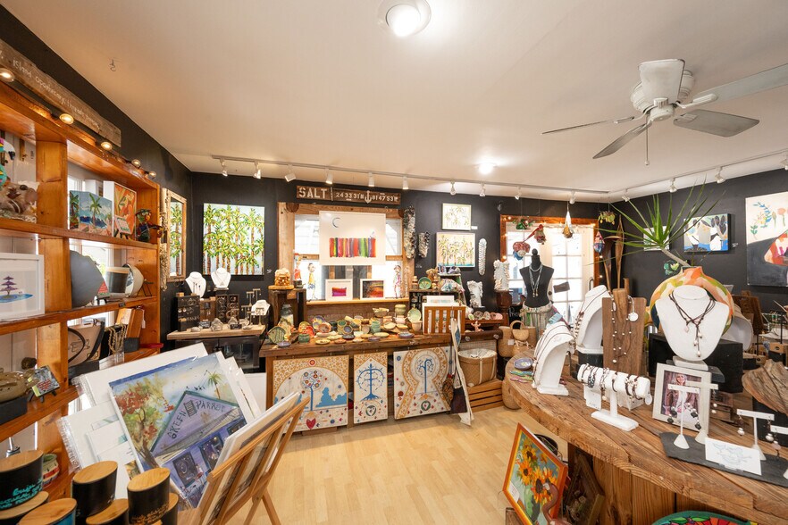 More Photos Of 830 Fleming St, Key West General Retail For Lease