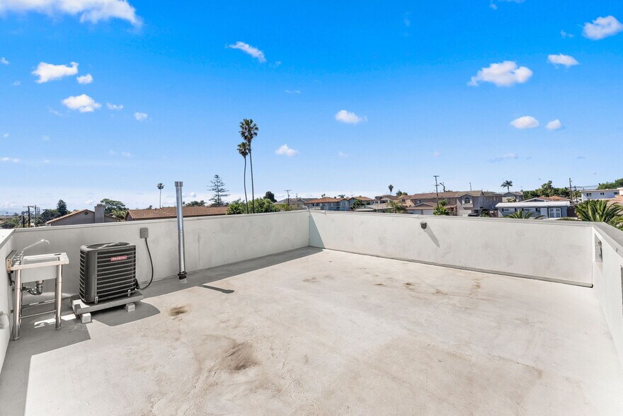 More Photos Of 829 11th St, Imperial Beach Apartments For Sale