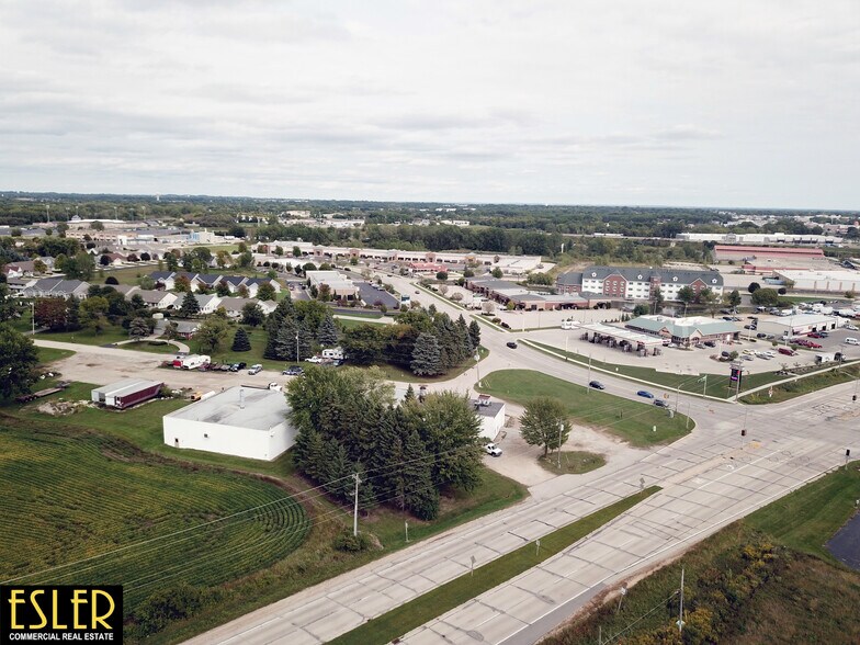 More Photos Of 1701-1703 N Casaloma Dr, Appleton Land For Sale