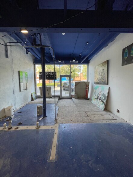 More Photos Of 1111 W Randolph St, Chicago General Retail For Sale