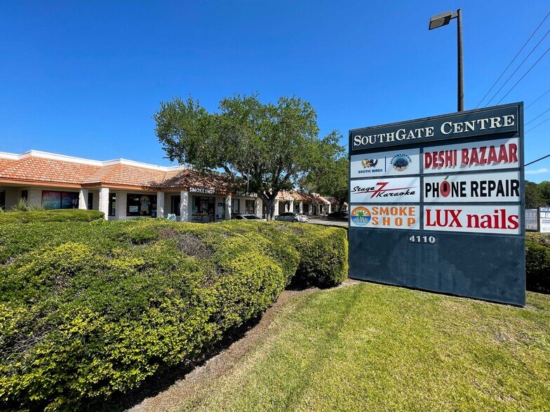 More Photos Of 4110 SW 34th St, Gainesville General Retail For Lease