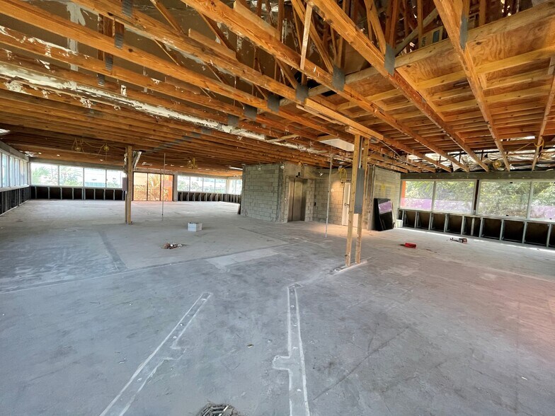 More Photos Of 500 SE Osceola St, Stuart Medical For Sale