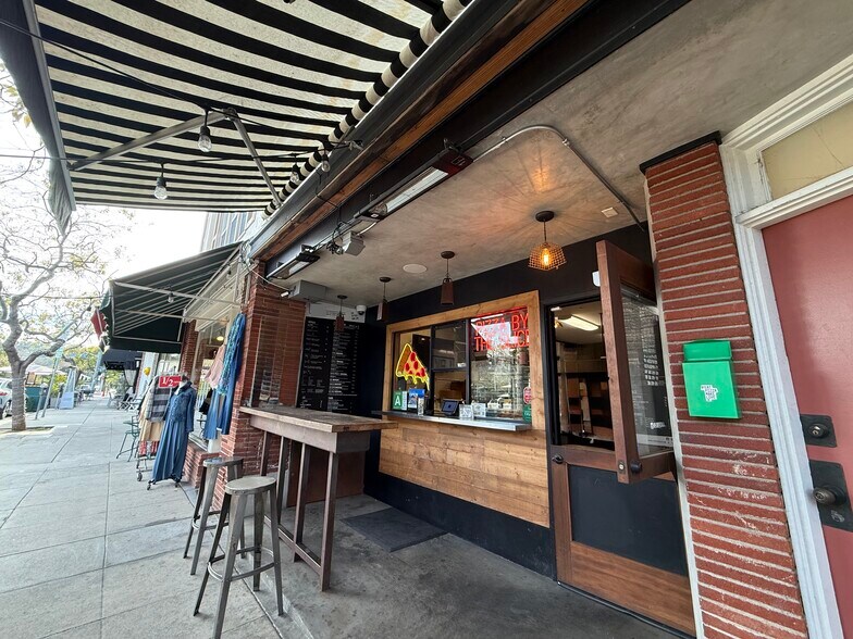 More Photos Of 4359-4361 Tujunga Ave, Studio City Storefront Retail Office For Lease