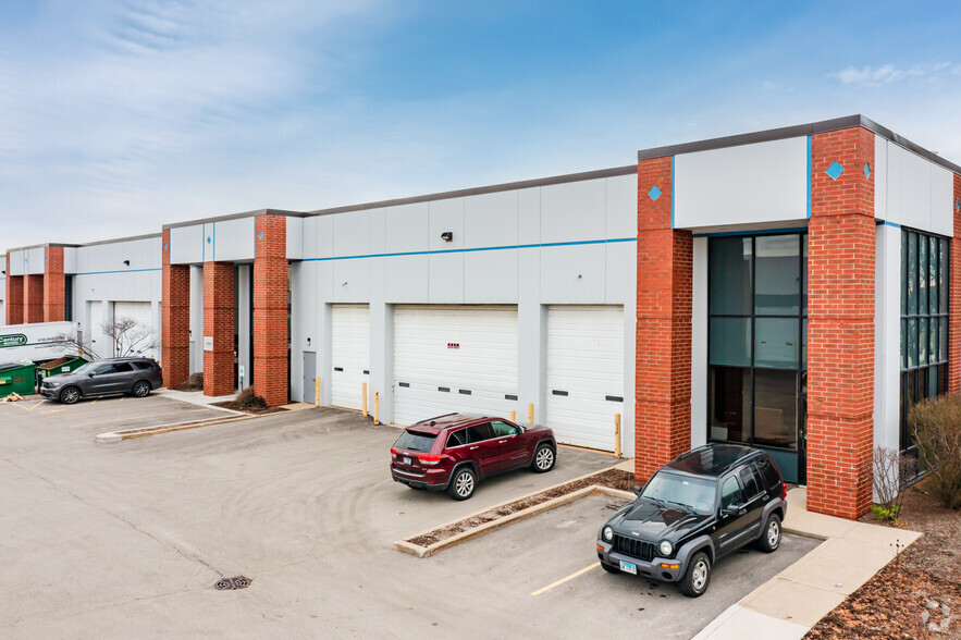 Primary Photo Of 951 N Main St, Lombard Warehouse For Lease