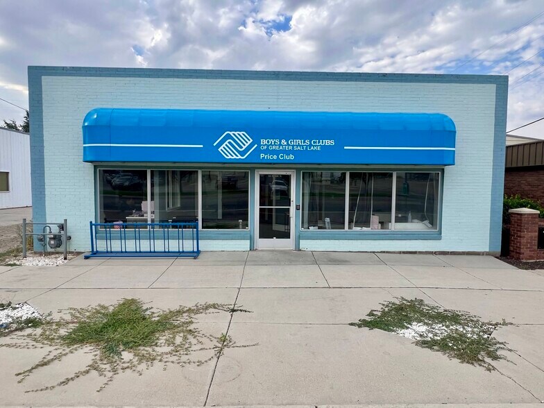 More Photos Of 60 E 100 N, Price Storefront Retail Office For Sale