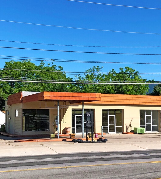 Primary Photo Of 3100 N Lamar Blvd, Austin Freestanding For Lease
