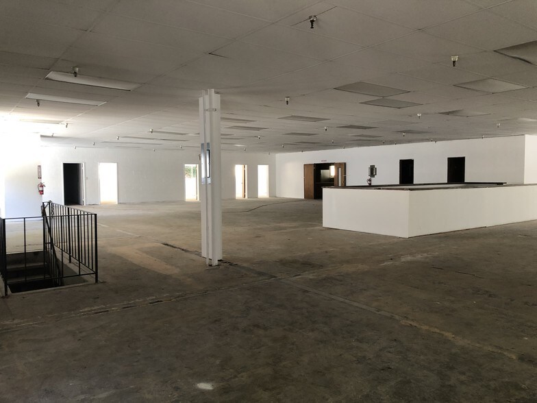 More Photos Of 18120 Bollinger Canyon Rd, San Ramon Manufacturing For Sale