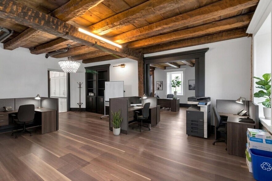 More Photos Of 9060 Main St, Clarence Storefront Retail Residential For Sale